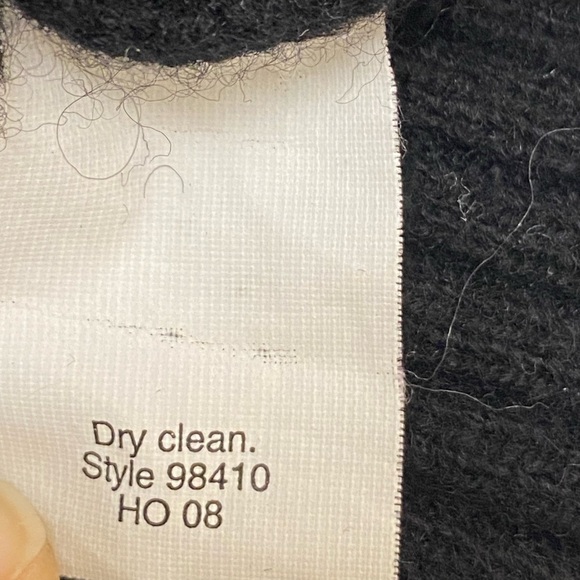 J.Crew Mens Lamb Wool Argyle Diamond Knit 1/4 Zip
Pullover Sweater Size Medium - Picture 8 of 9